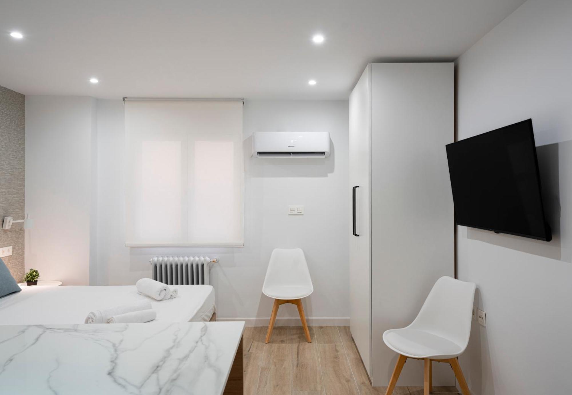 Estudio Deluxe En Jardines Del Triunfo - Granada Bagian luar foto