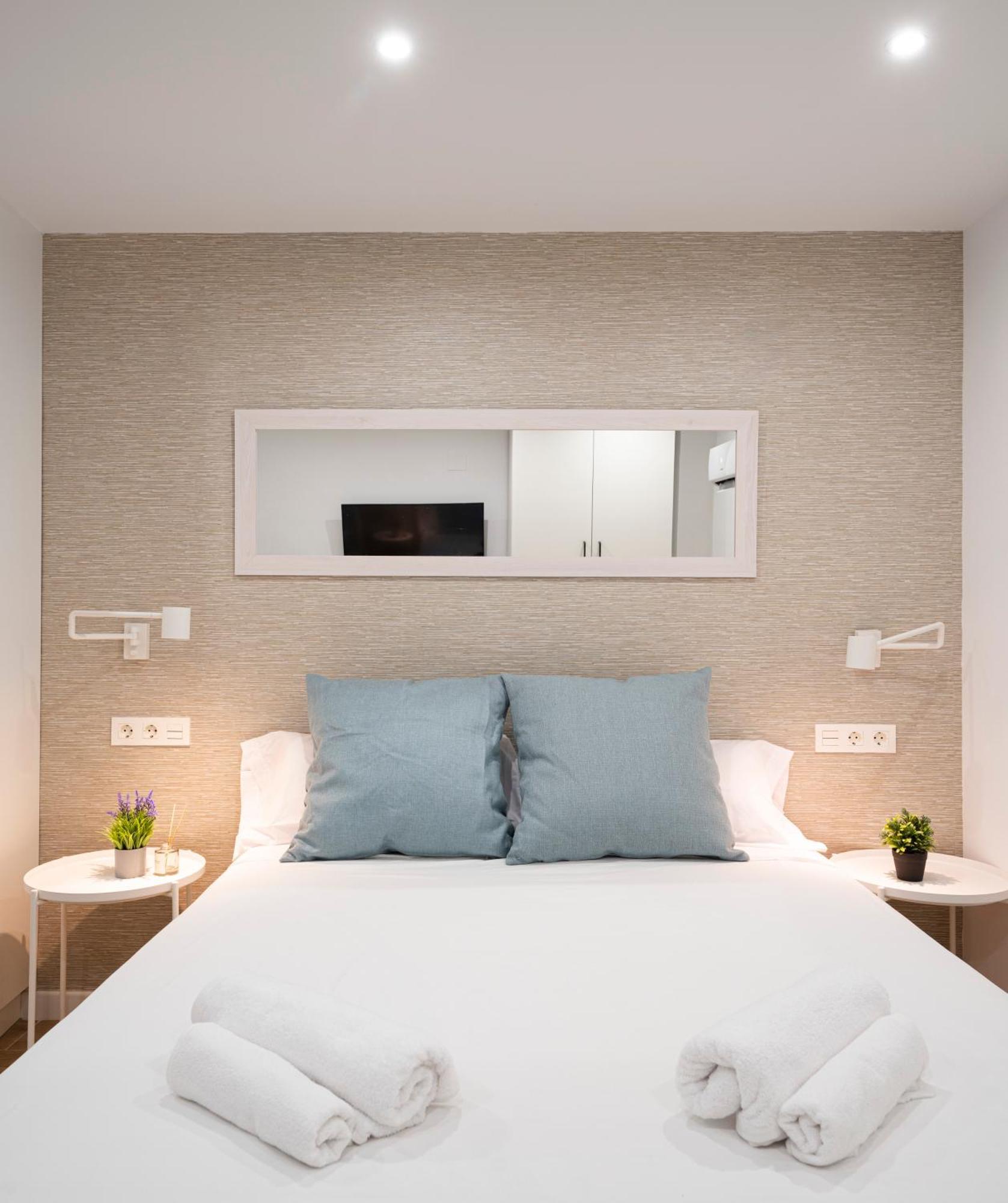 Estudio Deluxe En Jardines Del Triunfo - Granada Bagian luar foto